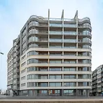 アパート Marvelous With A Stunning View And Garage オステンド