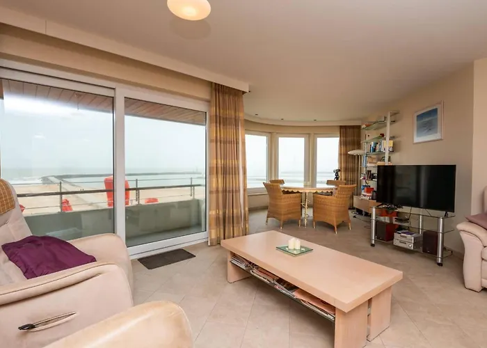 Marvelous With A Stunning View And Garage Apartamento Ostende