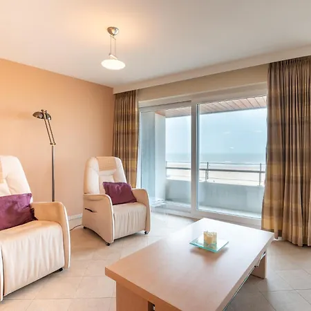 Marvelous With A Stunning View And Garage Apartment *