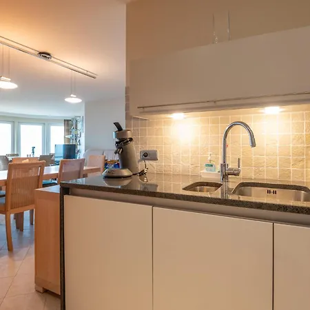 Marvelous With A Stunning View And Garage Apartment